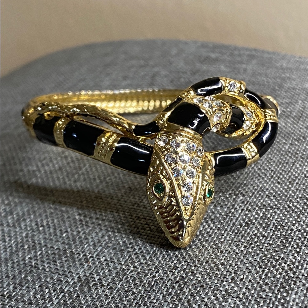 Luxurious Gold and Black Snake Bracelet